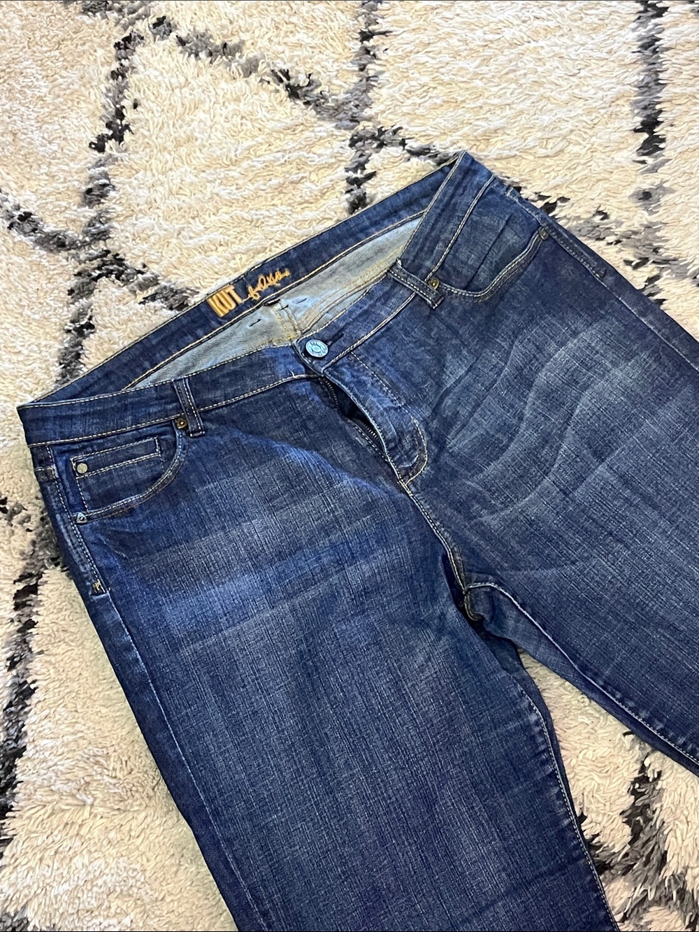 Kut from the Kloth Women’s Bootcut Jeans Dark Wash Size 20W EUC - Picture 2 of 7